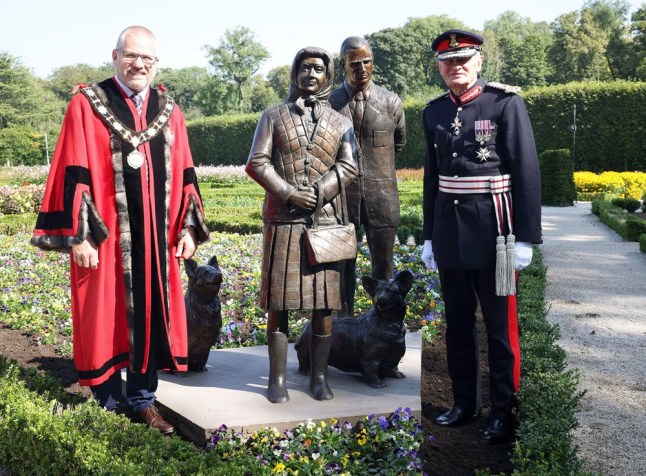 New statue of Queen Elizabeth II divides opinion Antrim and Newtownabbey Borough Council
