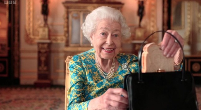 Queen Elizabeth II having tea with Paddington Bear for Platinum Jubilee 4th June 2022. Credit BBC / Buckingham Palace