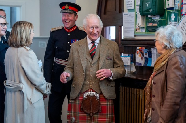 ALLOA, UNITED KINGDOM - JANUARY 16: King Charles III visits The Gate charity, a community resource that offers support, practical help, and provides a safe environment to those affected by homelessness and food insecurity, on January 16, 2025 in Alloa, Clackmannanshire, Scotland. (Photo by Jane Barlow-WPA Pool/Getty Images)
